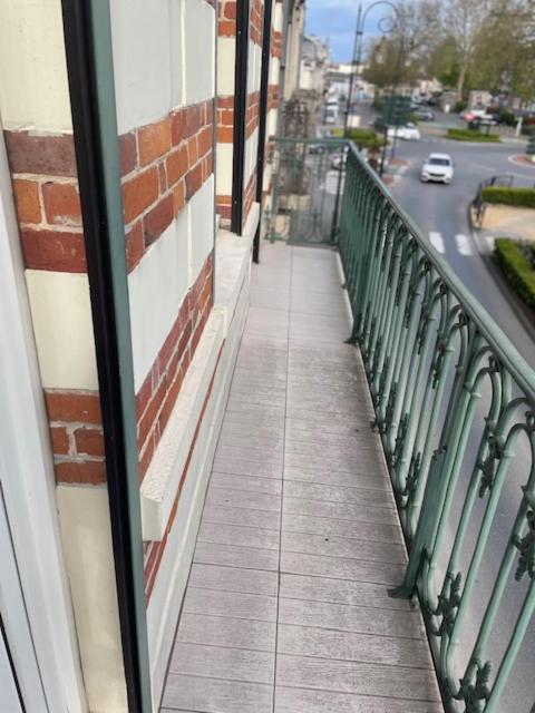 エペルネーLe Tanneurアパートメント エクステリア 写真